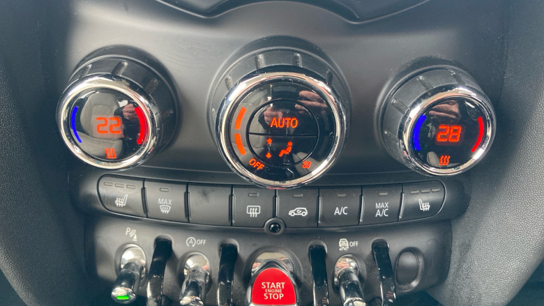 MINI Hatchback 2.0 Cooper S Exclusive II 3dr Auto Petrol Hatchback